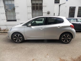 Peugeot 208 2018