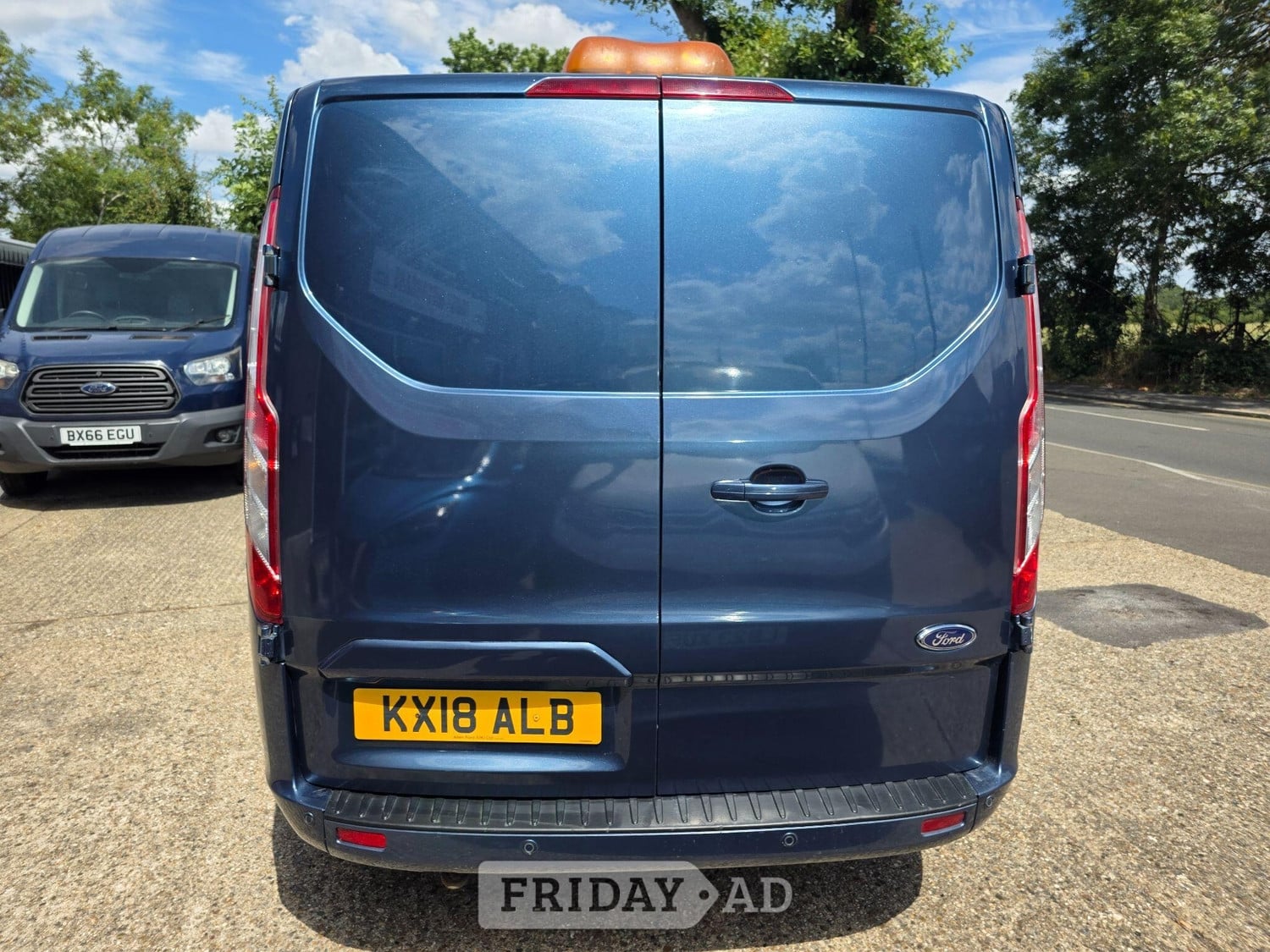 Ford Transit Custom 2018 - Vans & Commercial Vehicles in Hounslow