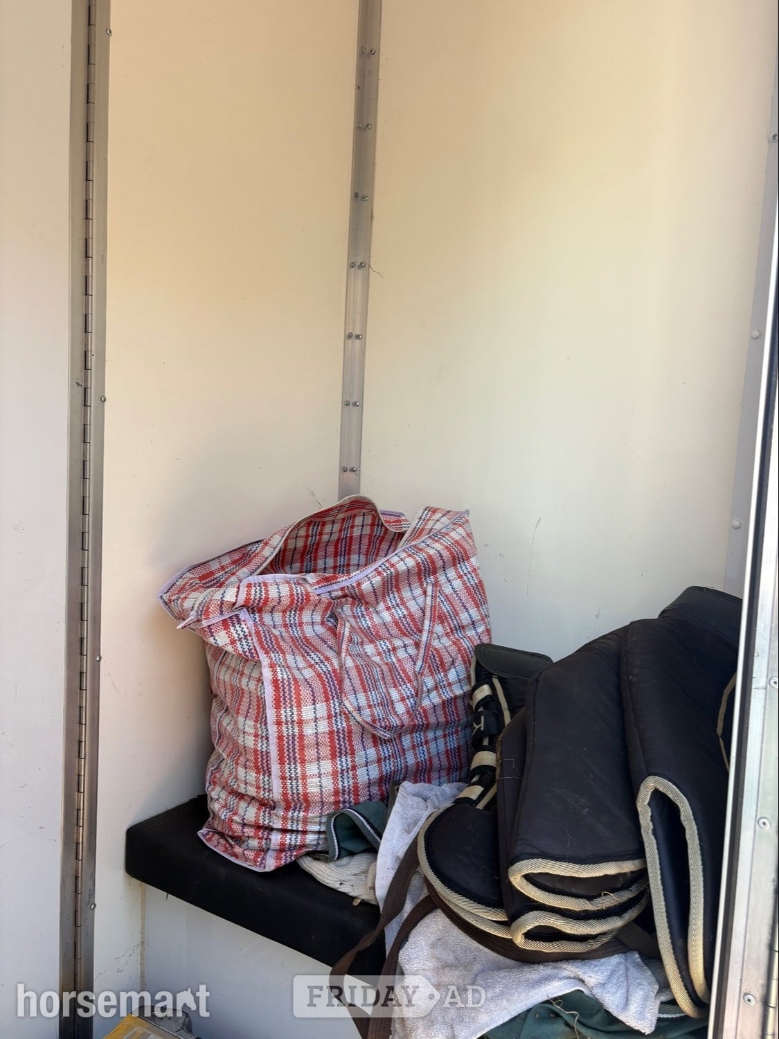 J.P. Horseboxes  JP longstall  Vauxhall Horsebox - Trailers & Horseboxes