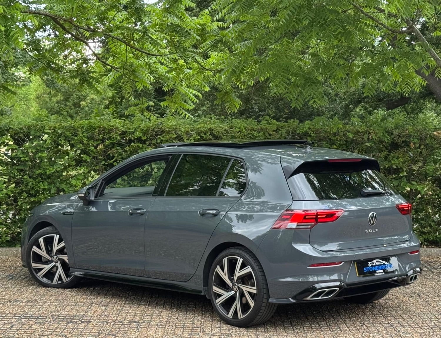 [ berth ]Volkswagen Golf