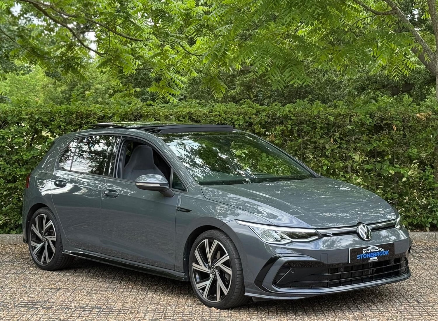 Volkswagen Golf 2024 - Cars
