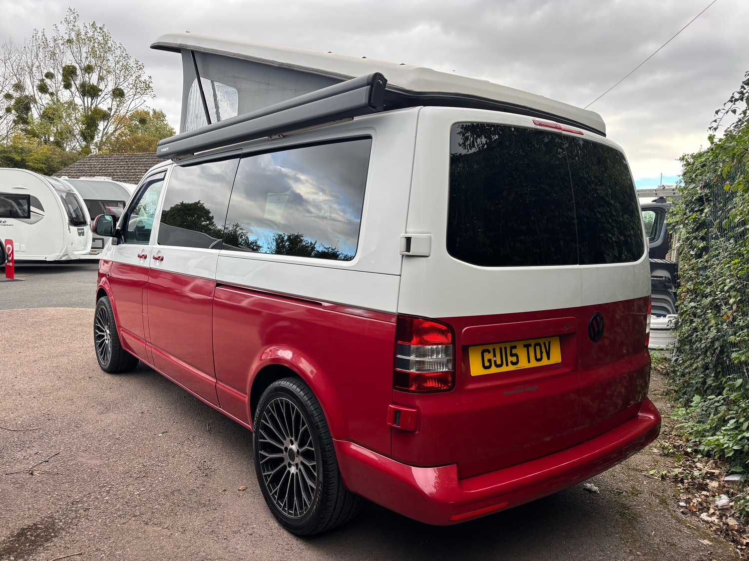 [ berth ]Volkswagen CamperKing
