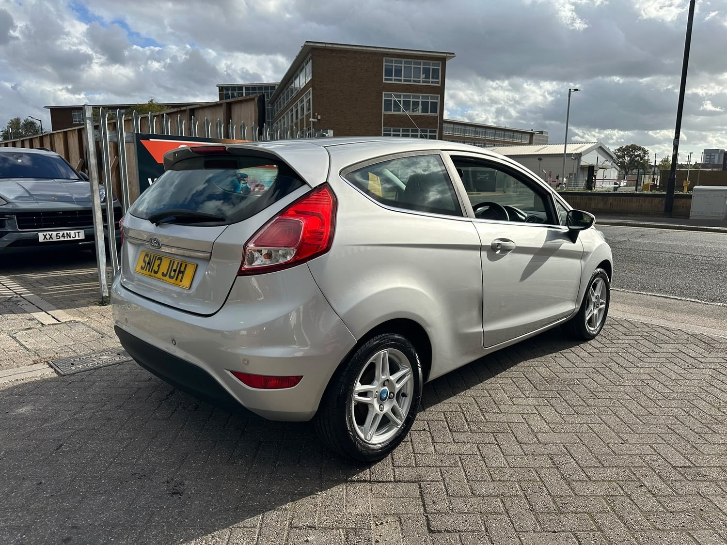 Ford Fiesta 2013 - Cars in Slough