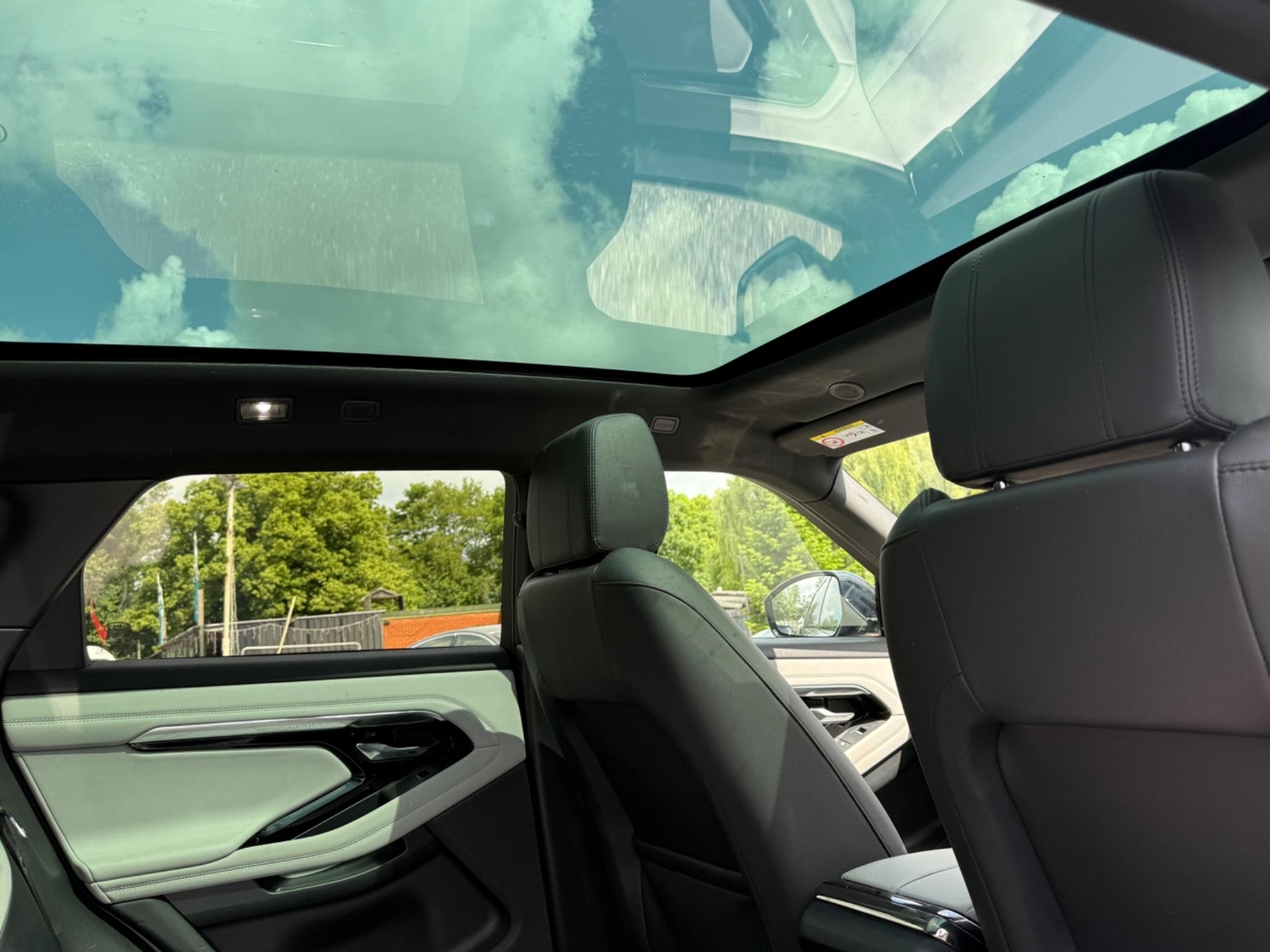Land Rover Range Rover Evoque 2021 - Cars