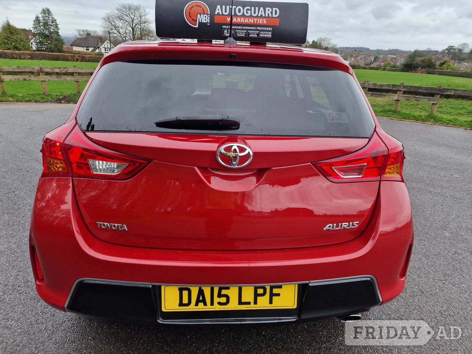 Toyota Auris 2015 - Cars