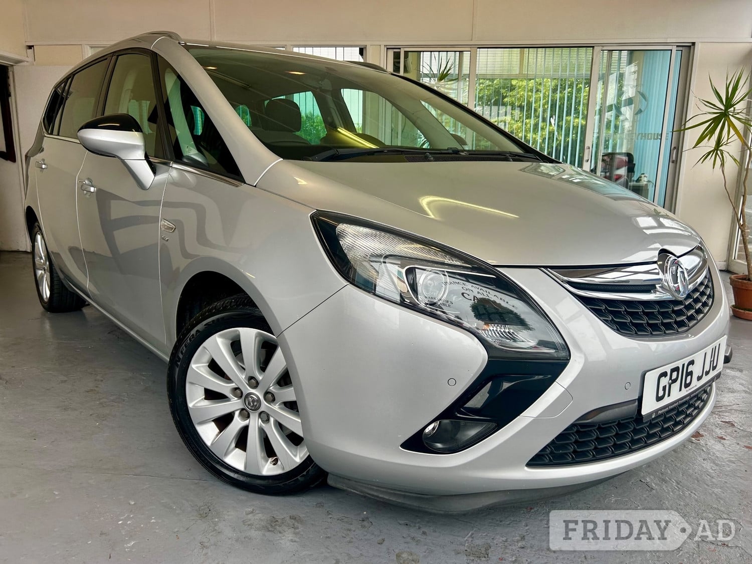 Vauxhall Zafira Tourer 2016 in Bristol