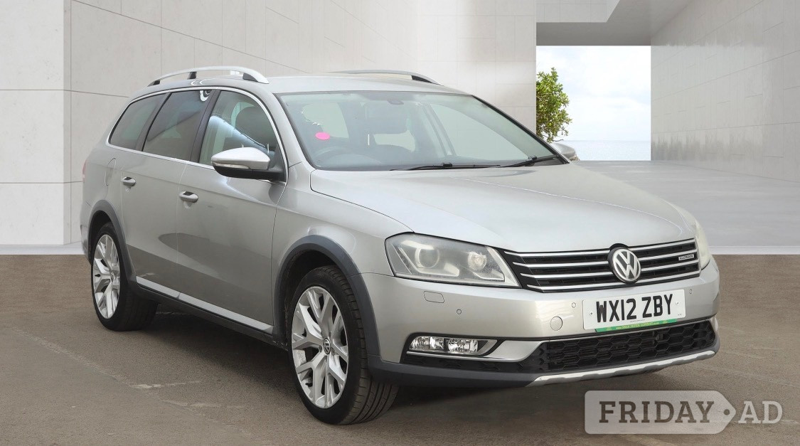Volkswagen Passat 2024 in Bristol