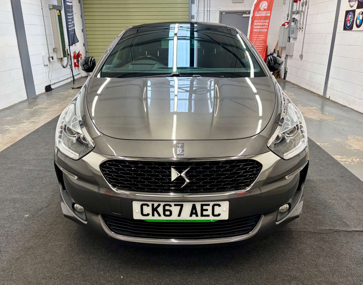 [ berth ]DS DS 5