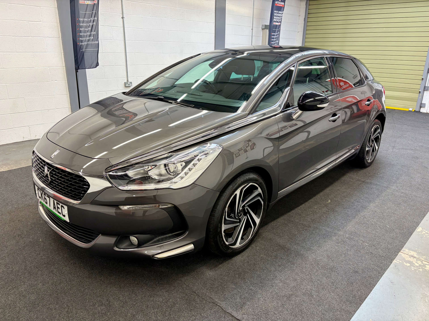 DS DS 5 2017 - Cars in Tredegar