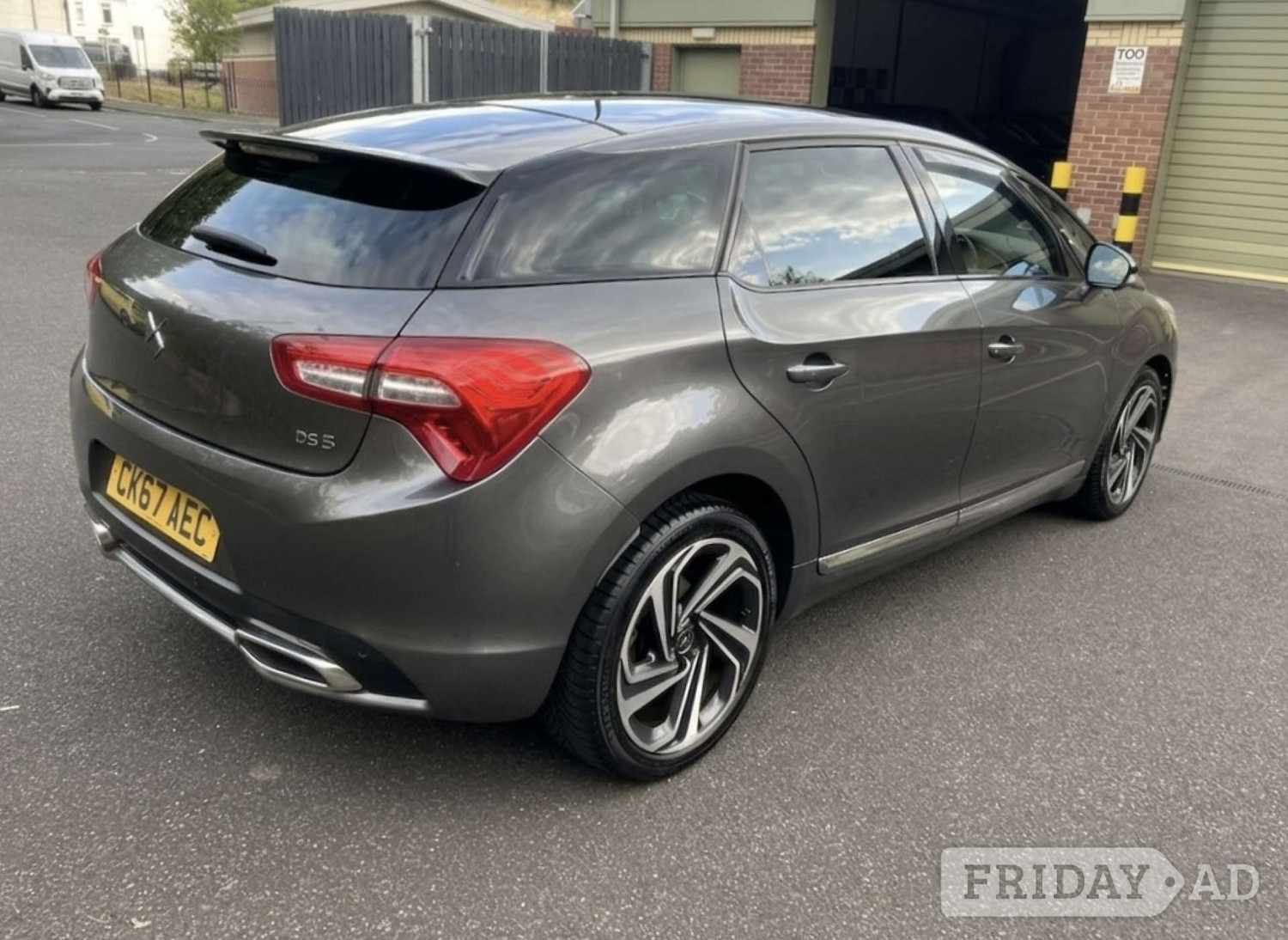 DS DS 5 2017 - Cars