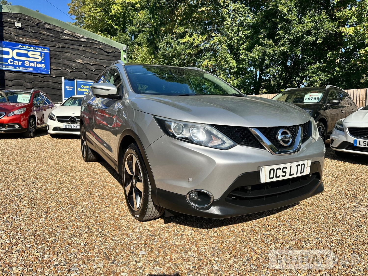 Nissan Qashqai Hook