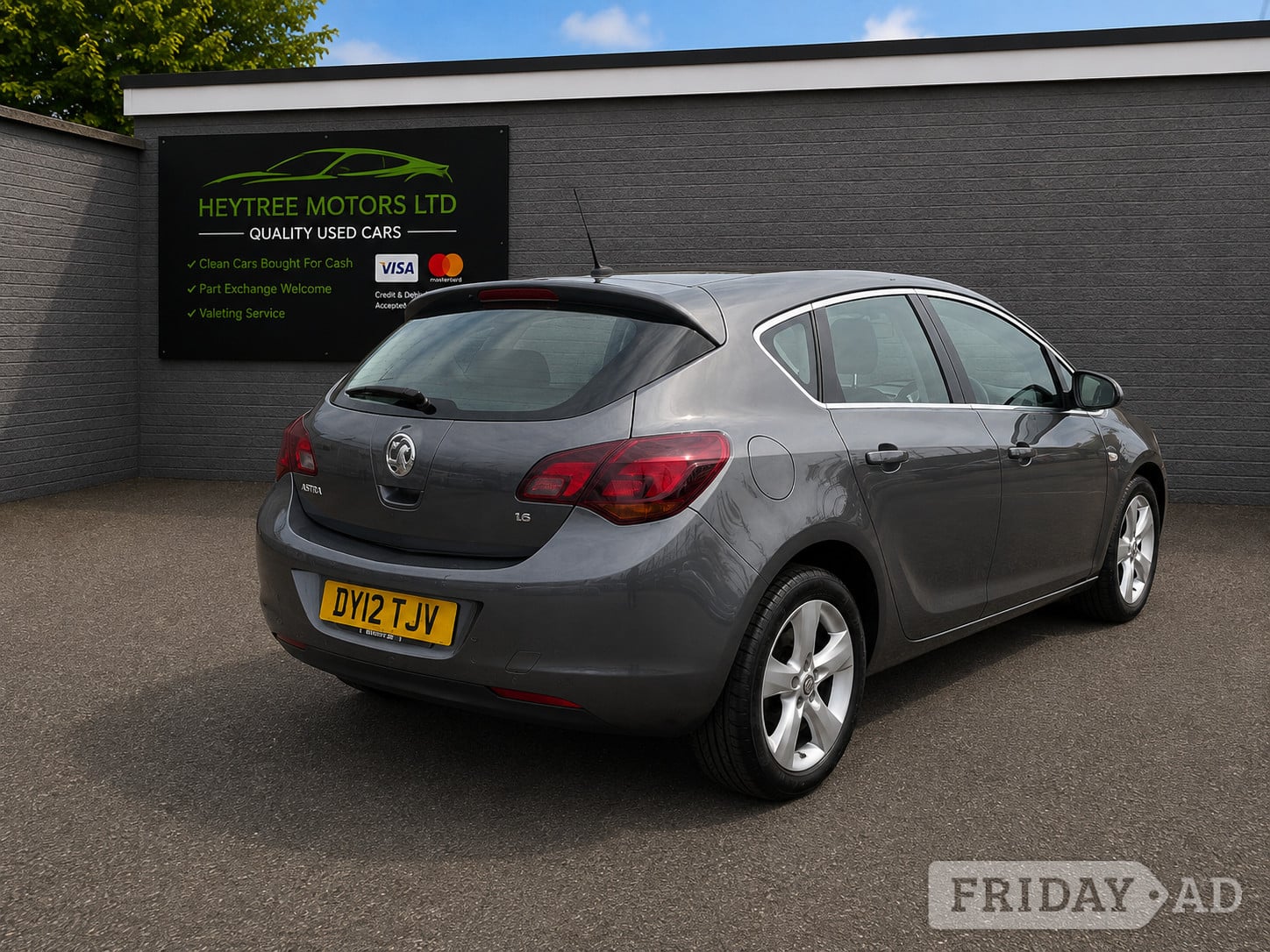 [ berth ]Vauxhall Astra