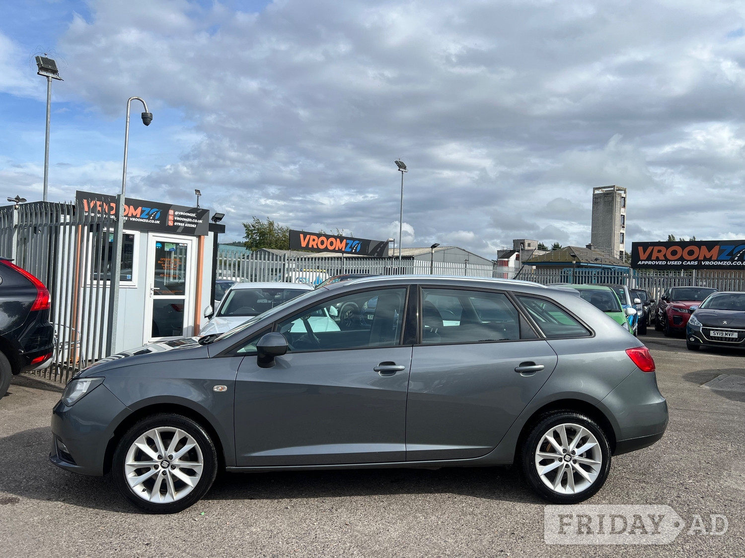 [ berth ]SEAT Ibiza