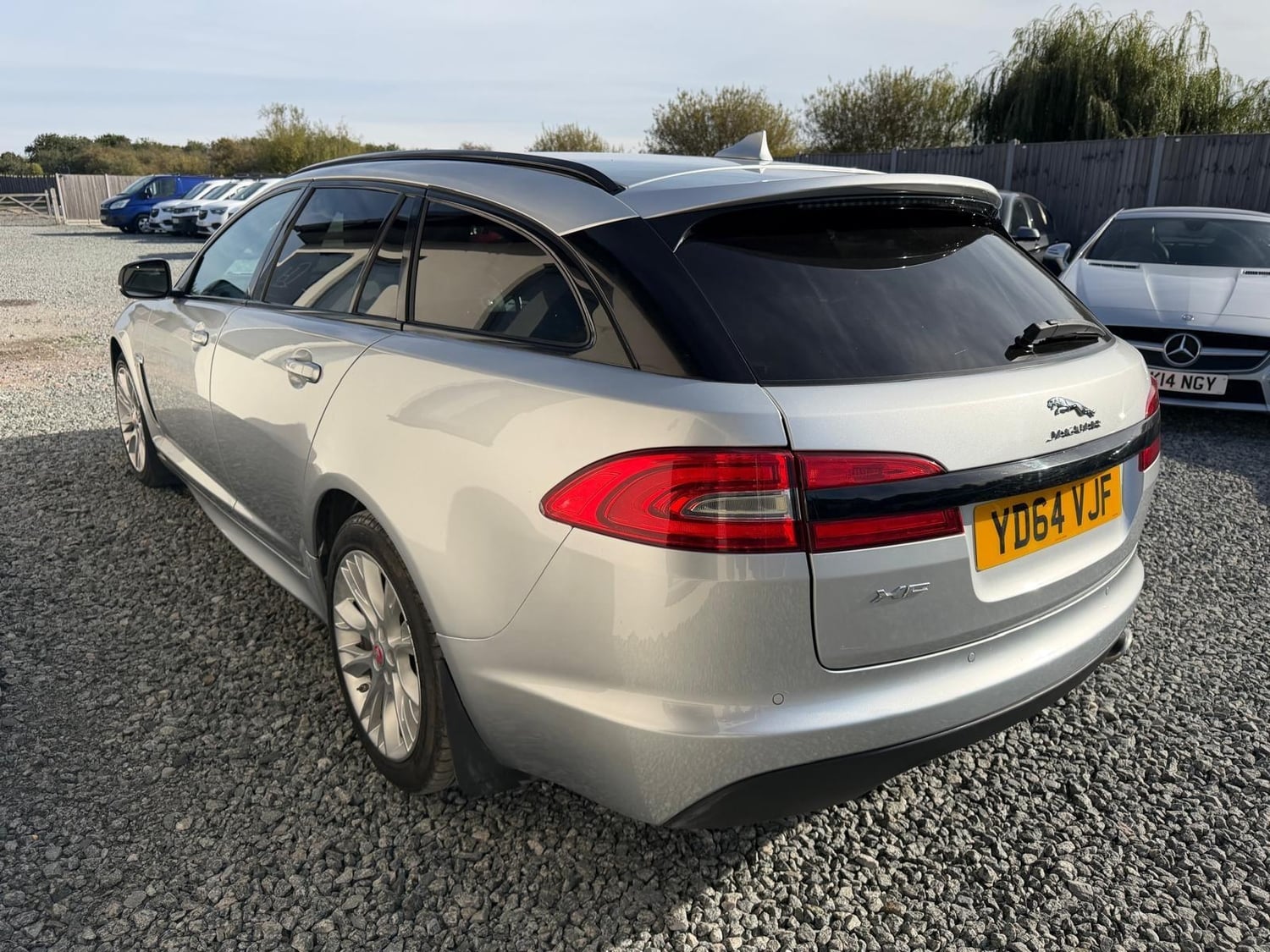 Jaguar XF 2014 - Cars