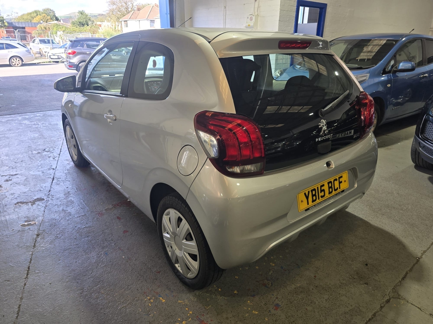 Peugeot 108 2015 - Cars