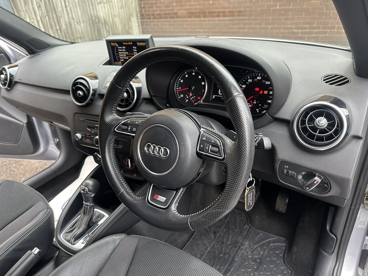 Audi A1 2014 - Cars