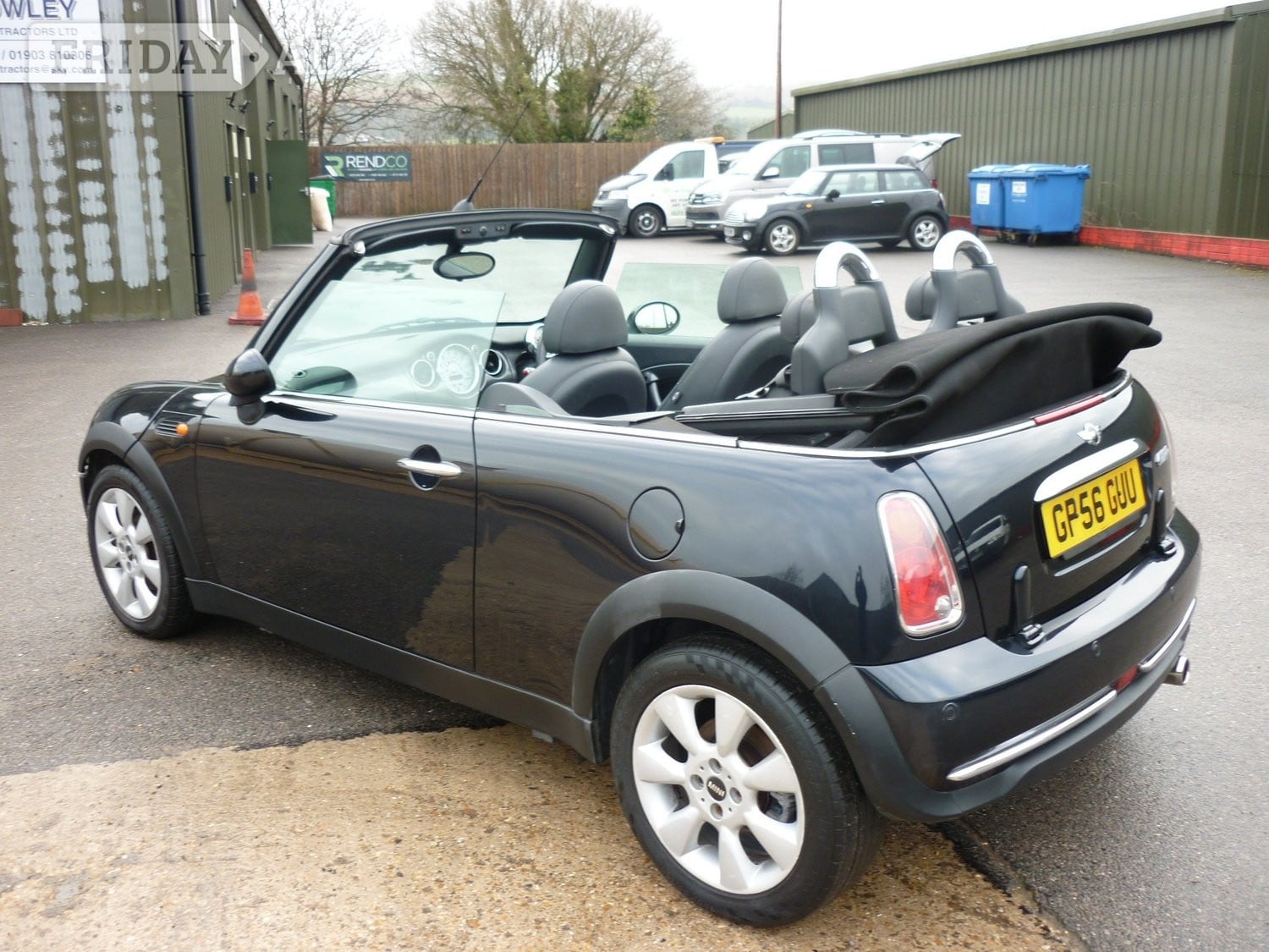 Mini Hatch Cooper 2006 - Cars