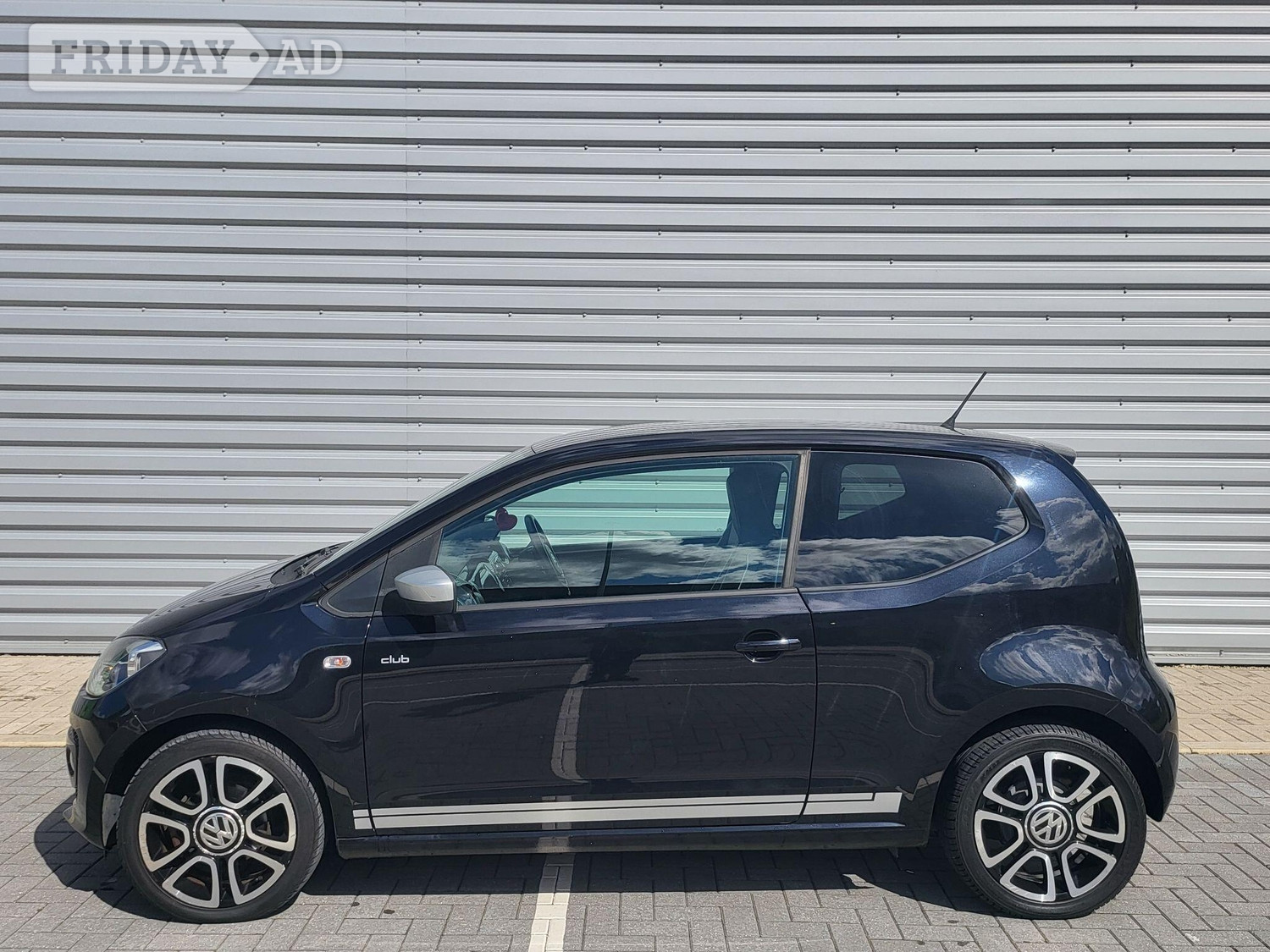 Volkswagen UP! 2015 - Cars in Manchester