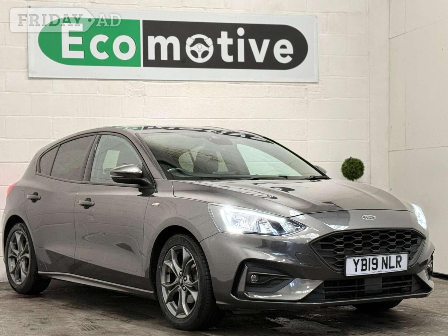 Ford Focus 2019 - Cars in Uxbridge