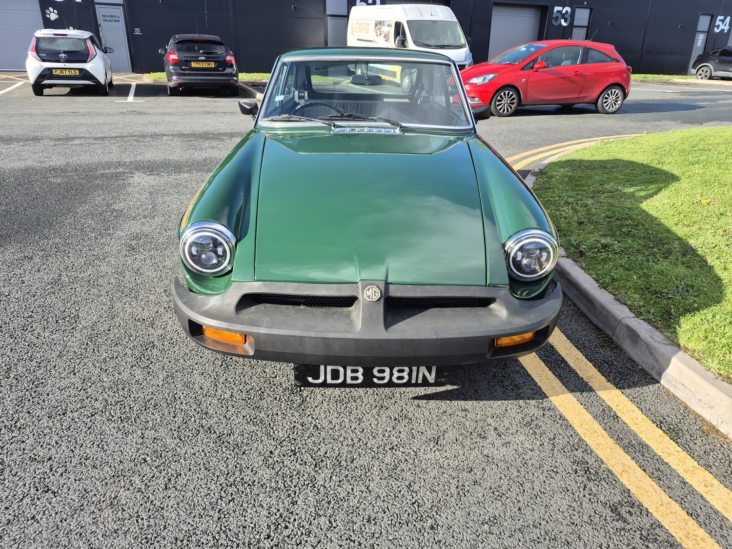 [ berth ]MG MGB