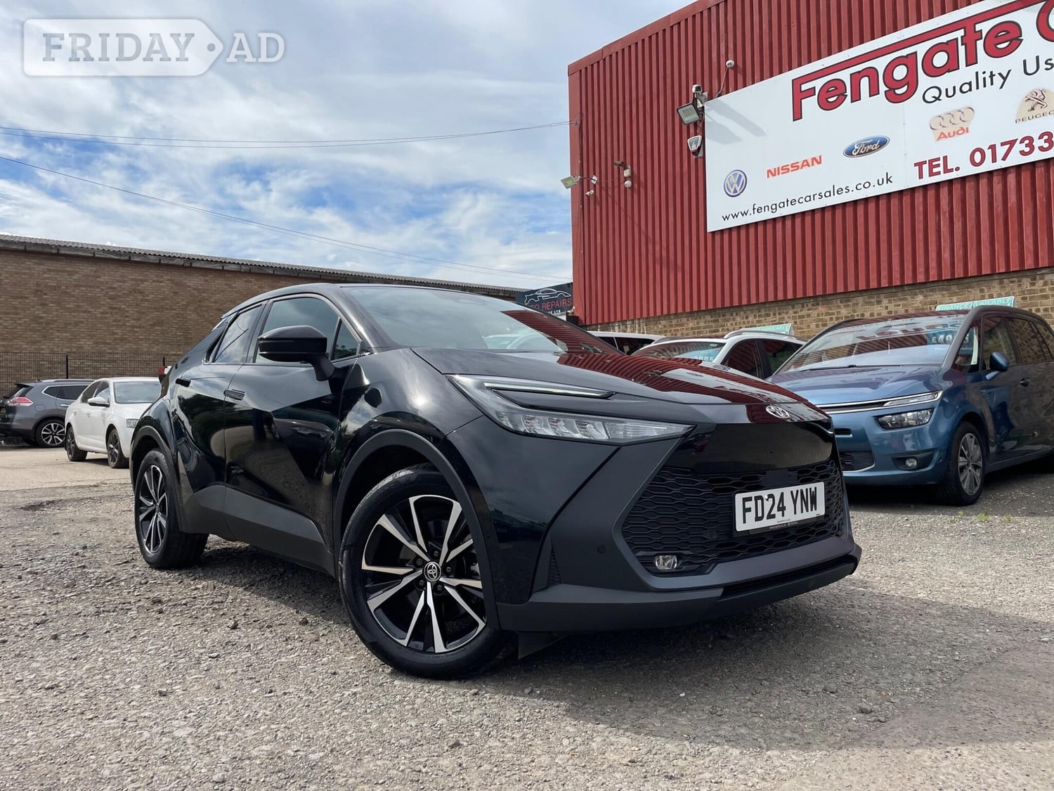 Toyota C-HR 2024 - Cars