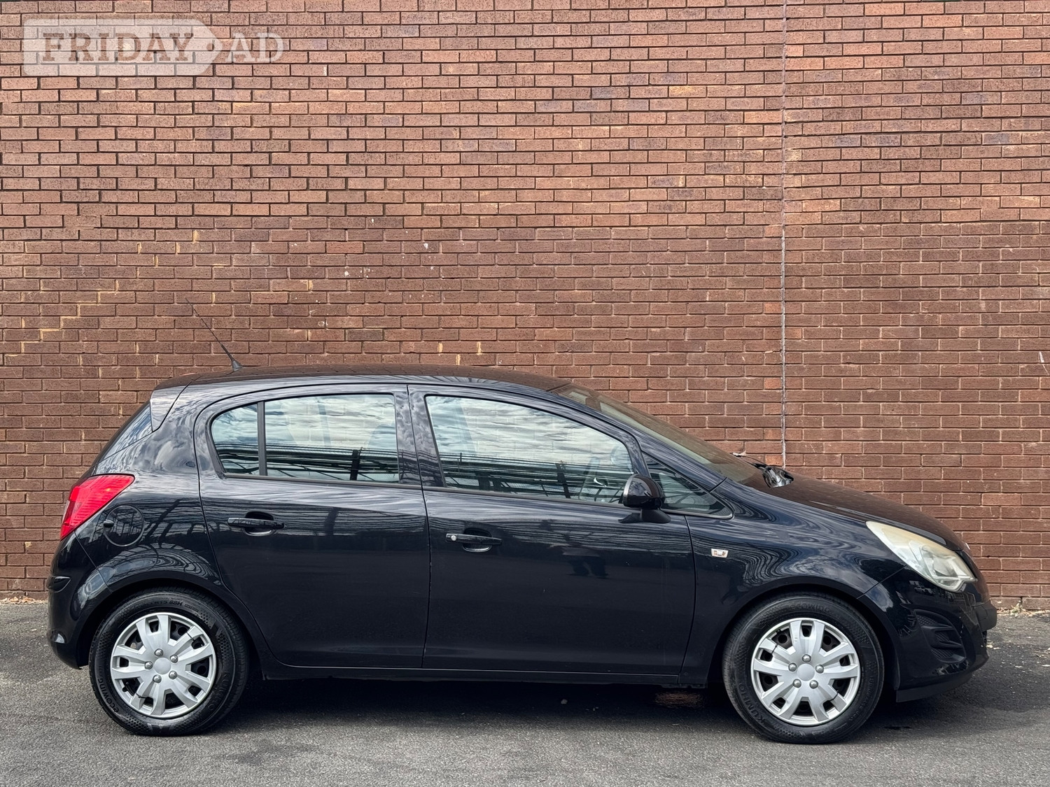 [ berth ]Vauxhall Corsa