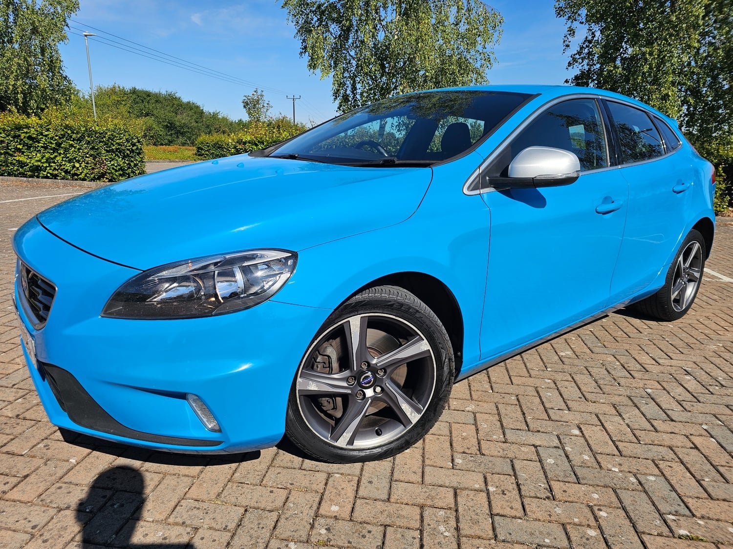 Volvo V40 2015 in Andover