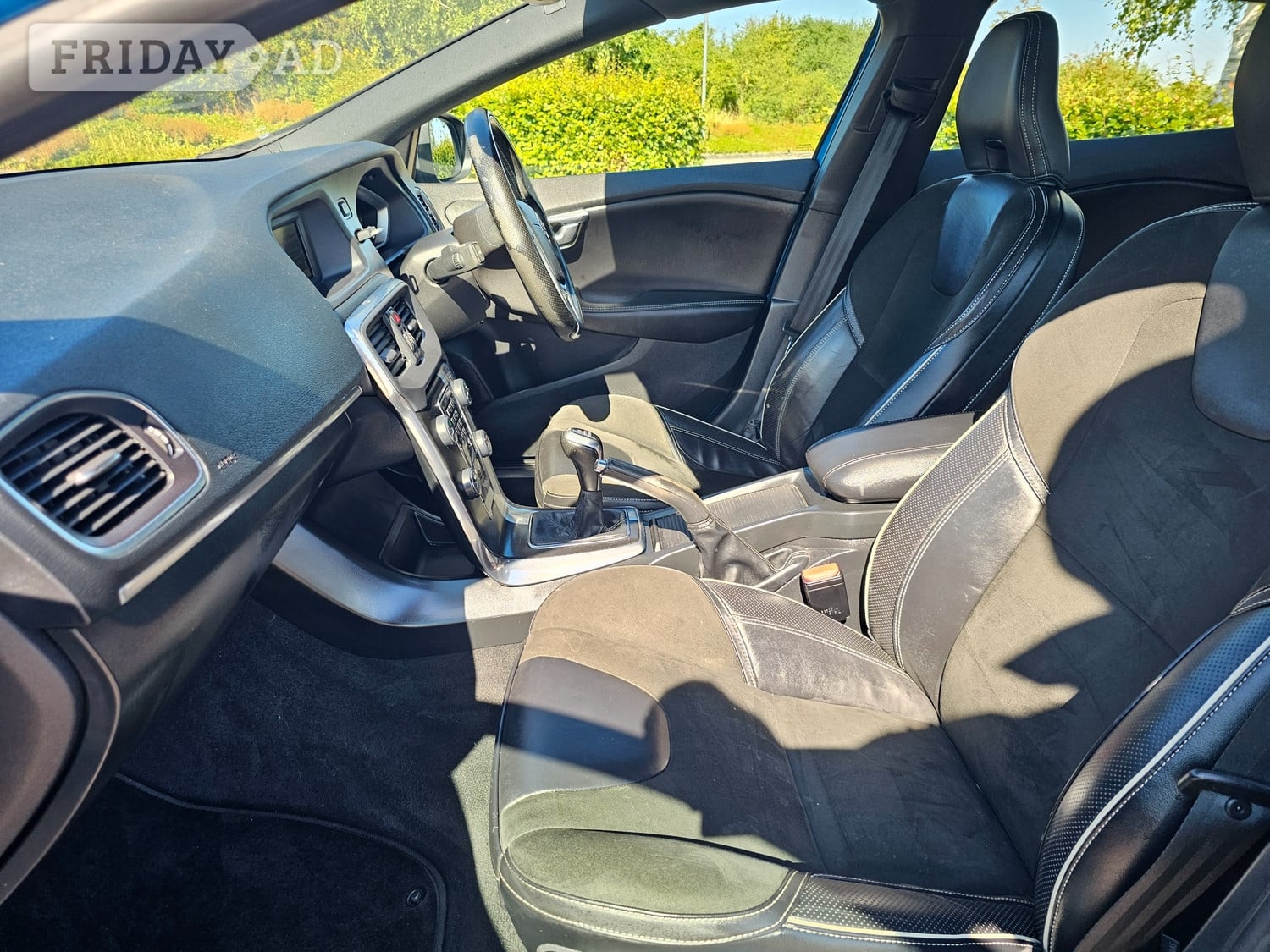 Volvo V40 Andover
