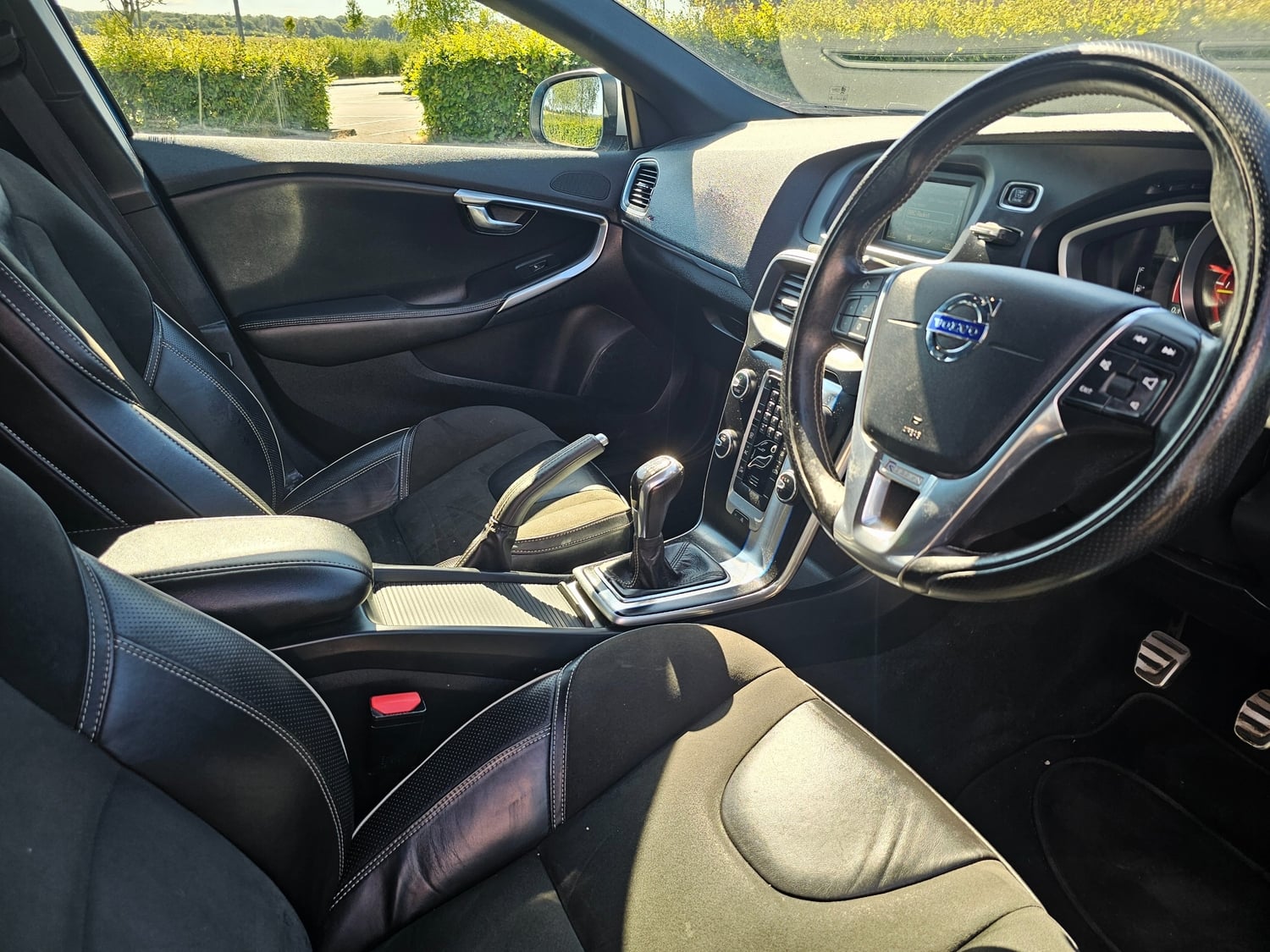 Volvo V40 2015 - Cars