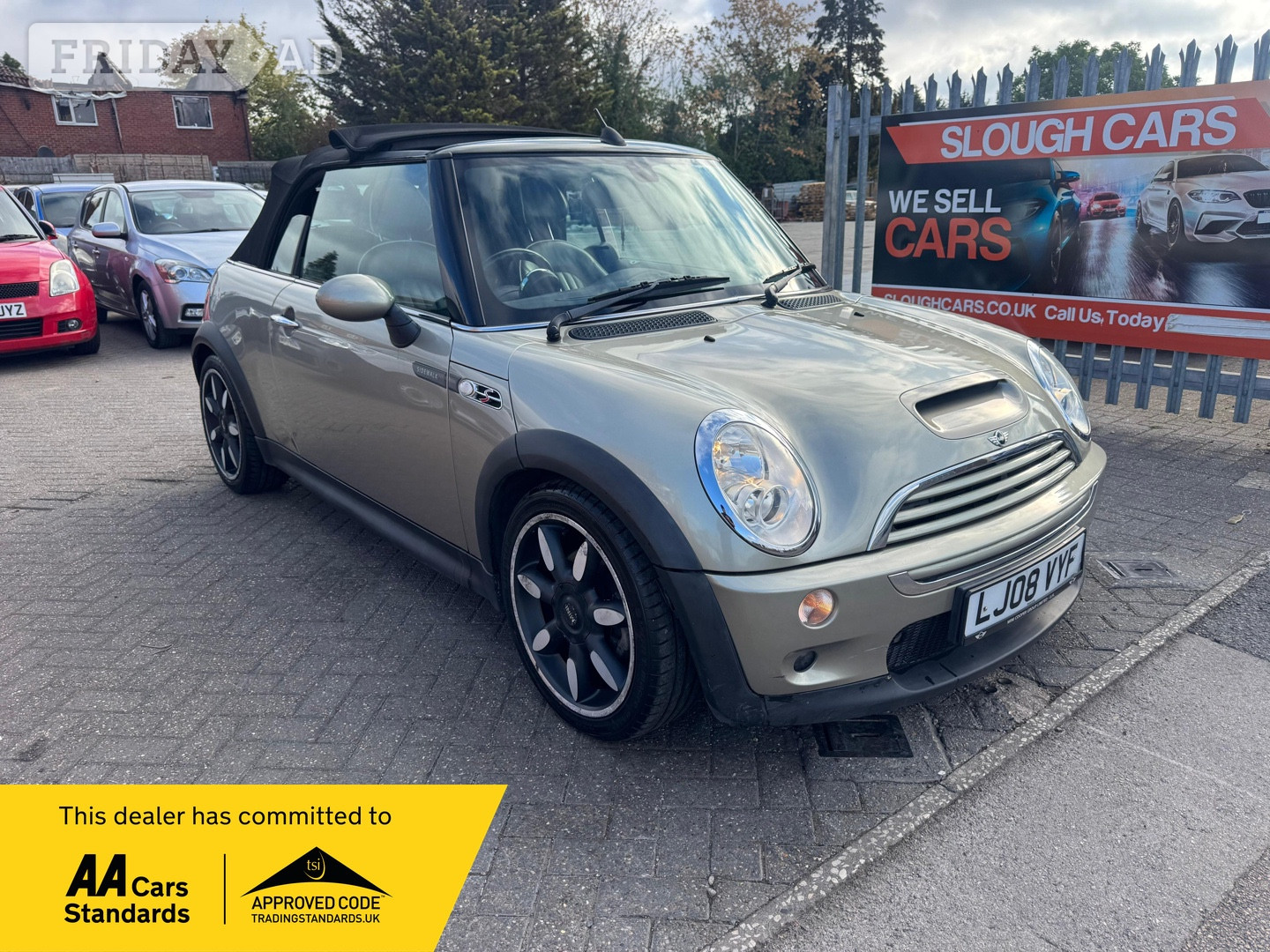 Mini Convertible 2008 in Slough
