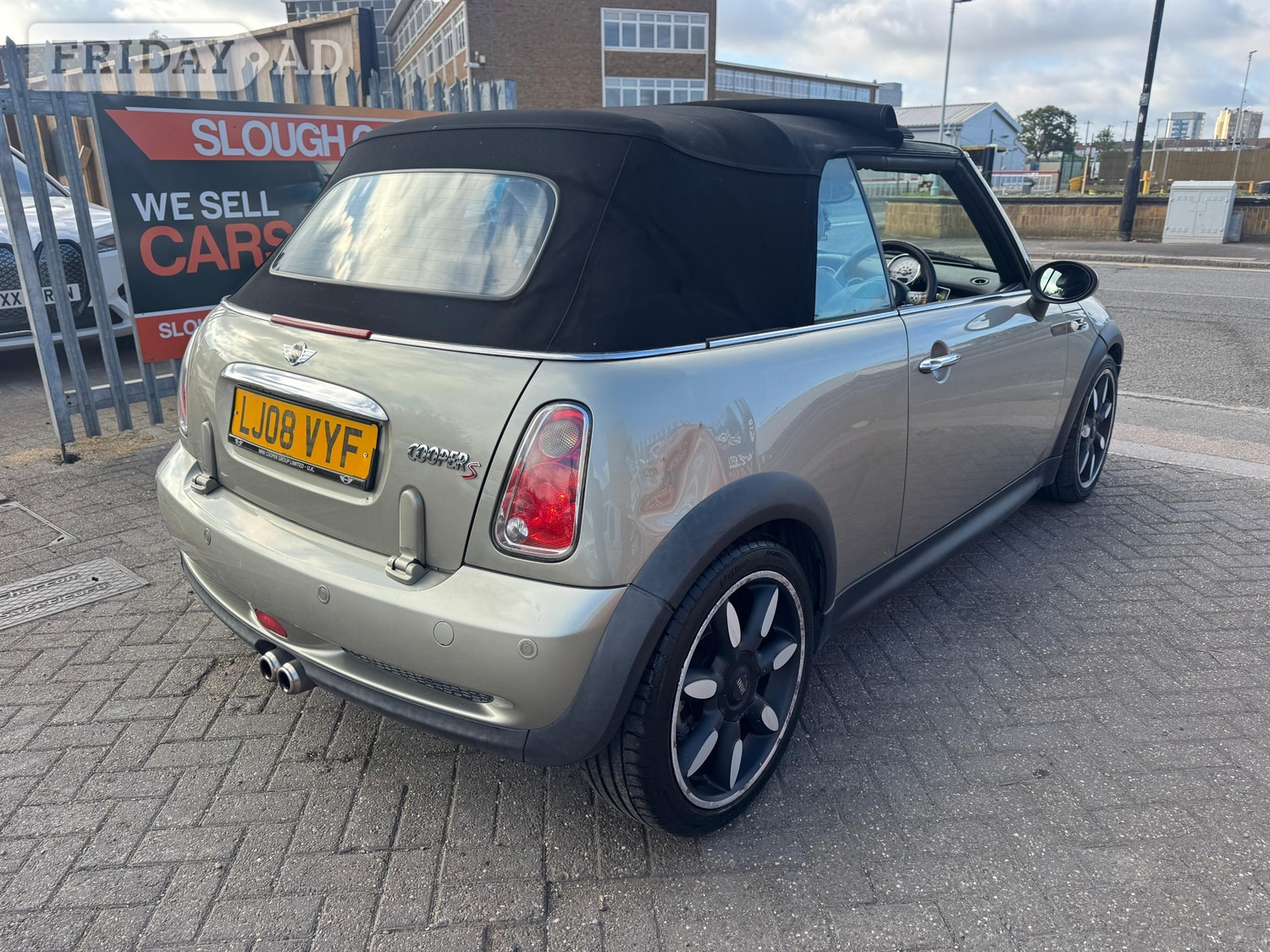Mini Convertible 2008 - Cars in Slough