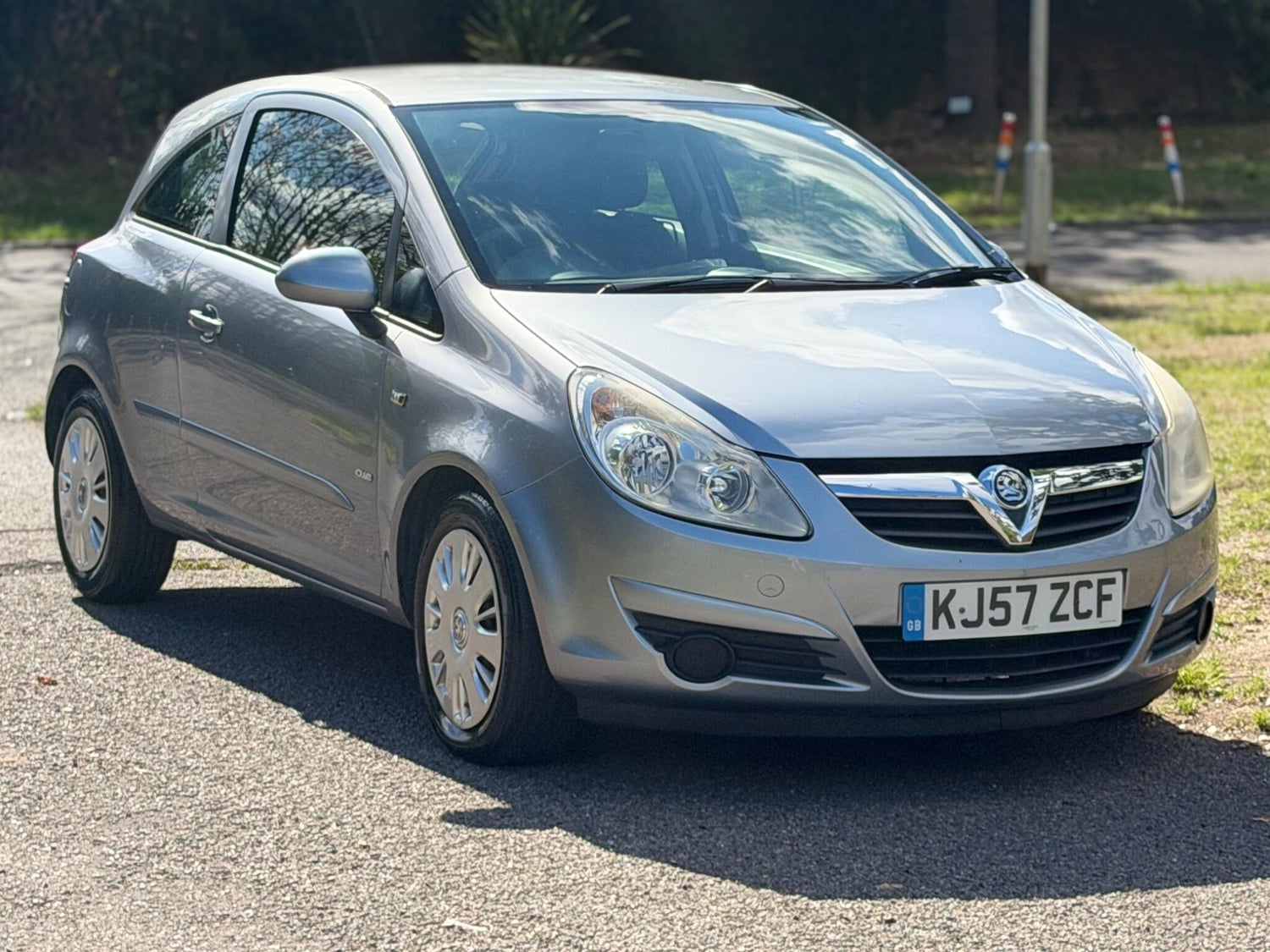 [ berth ]Vauxhall Corsa