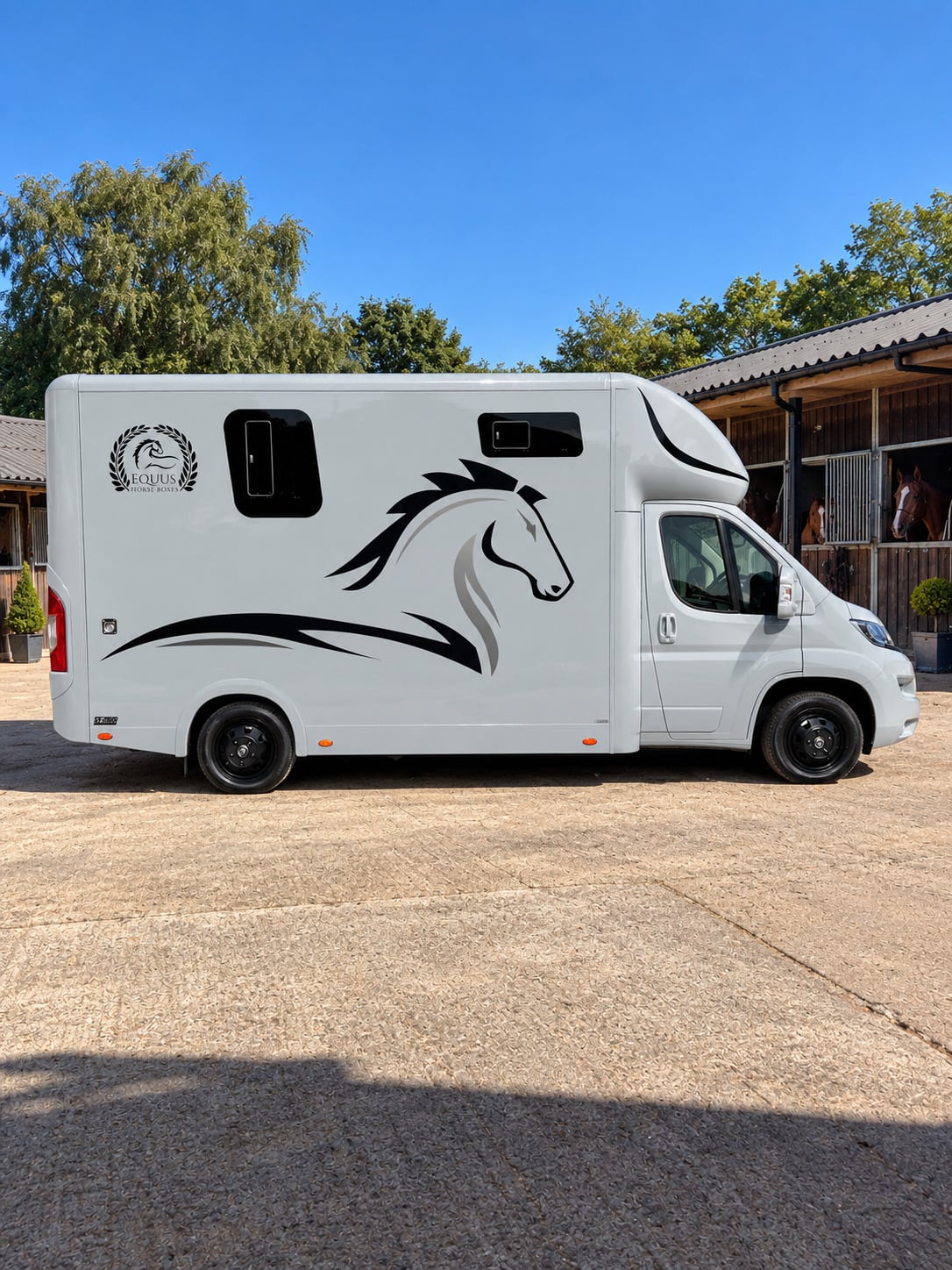Equus ST3500 Citroen Horsebox - Trailers & Horseboxes