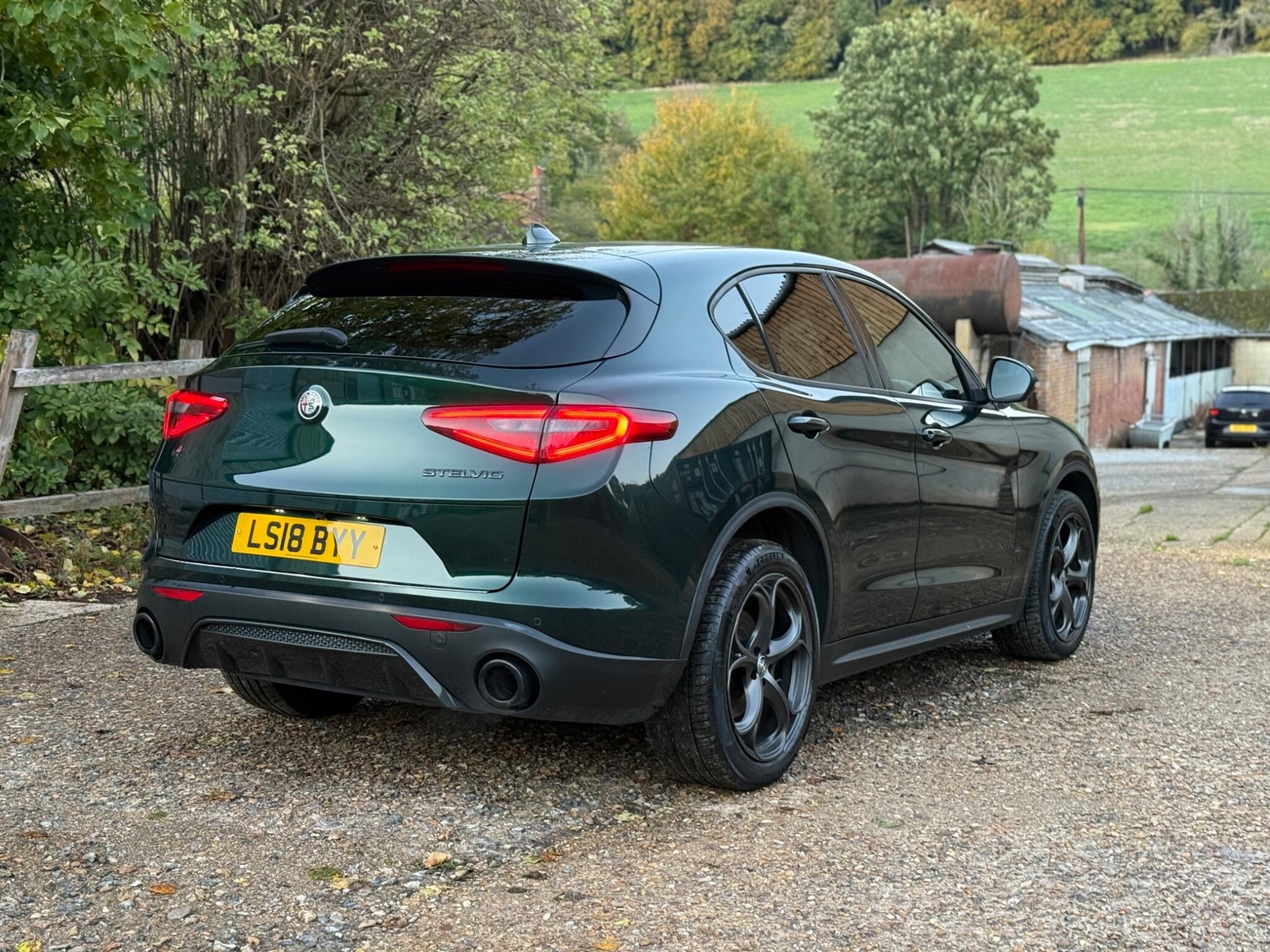 [ berth ]Alfa Romeo Stelvio