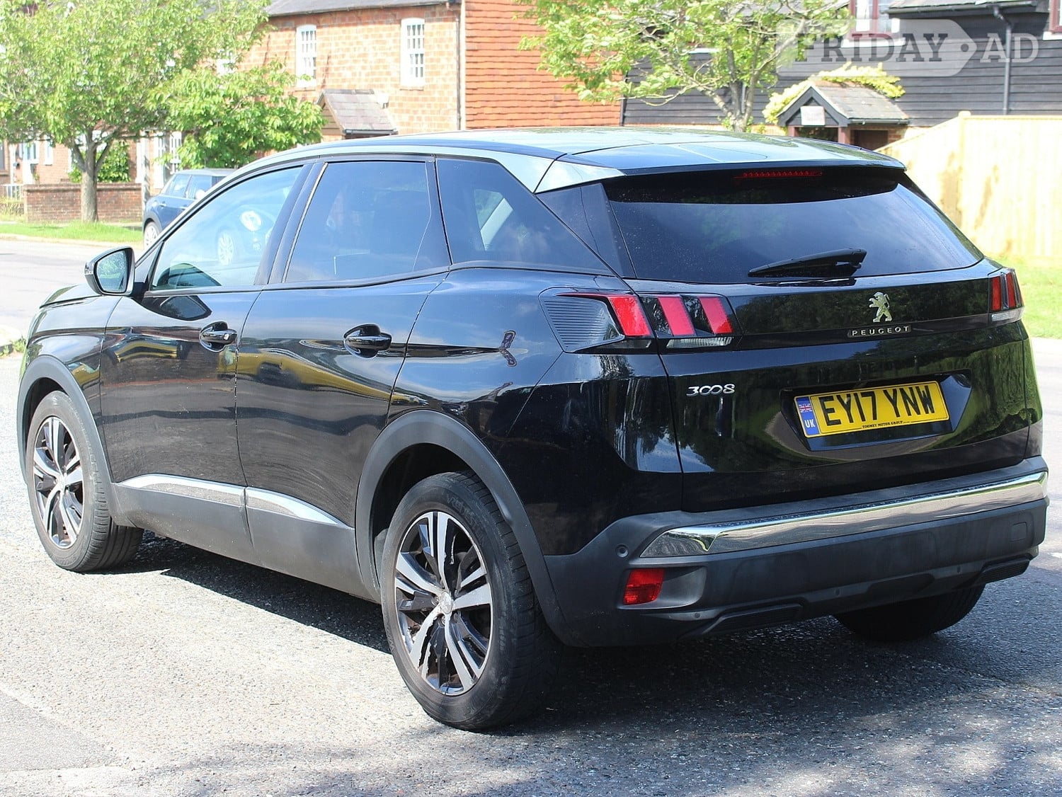 [ berth ]Peugeot 3008