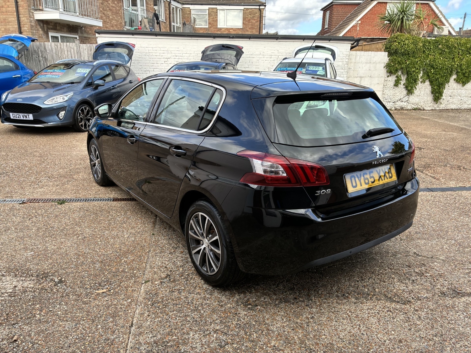[ berth ]Peugeot 308
