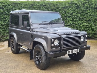 Land Rover Defender 90 2015