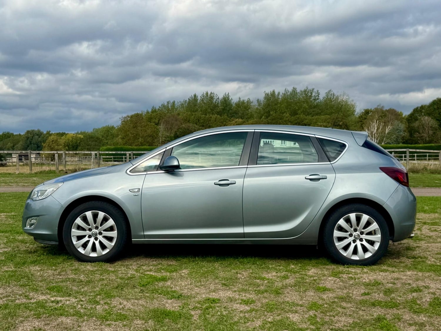[ berth ]Vauxhall Astra
