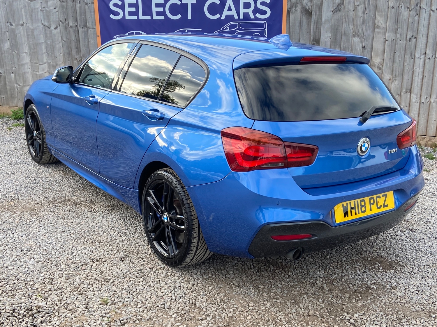 BMW 1 Series 2018 - Cars