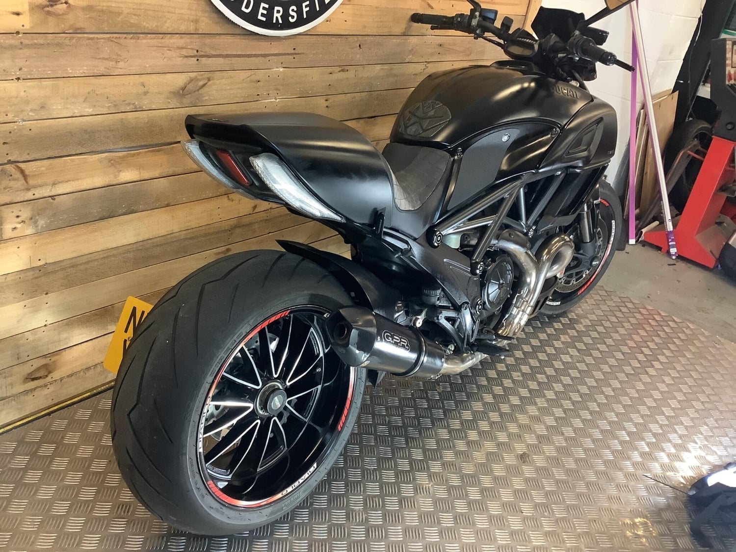 Ducati Diavel 2015 - Motorbikes, Scooters & Quads in Huddersfield