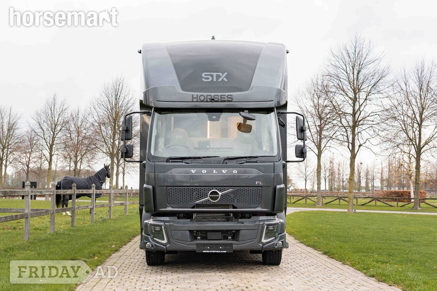 Stephex  Volvo FL280 Horsebox in Hickstead