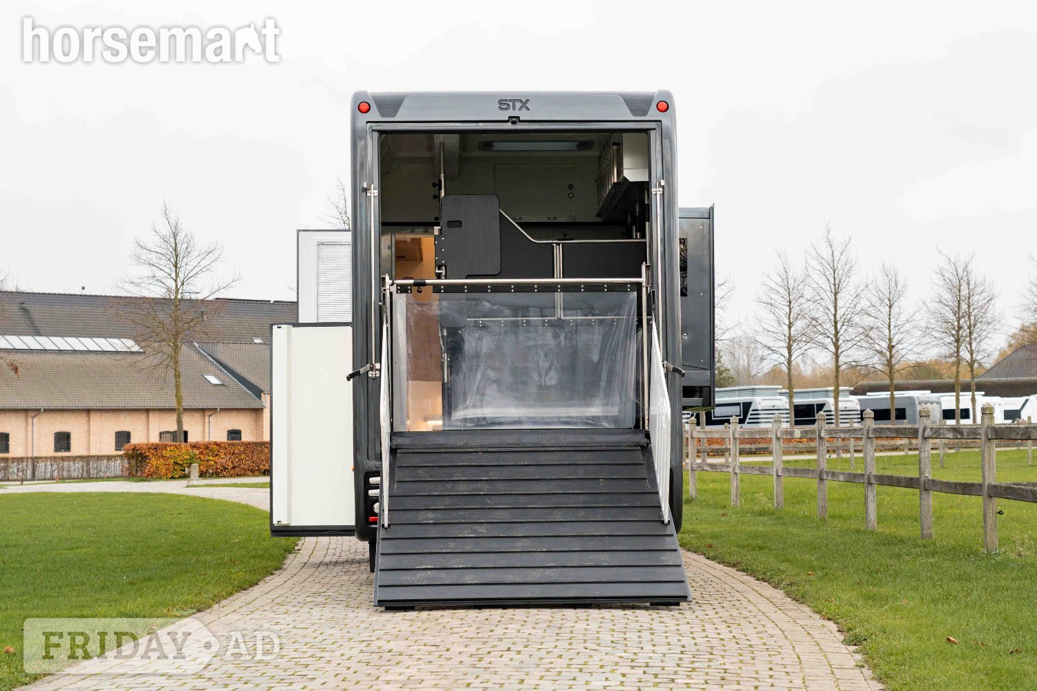 Stephex  Volvo FL280 Horsebox - Trailers & Horseboxes