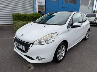 Peugeot 208 2014