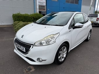 Peugeot 208 2014