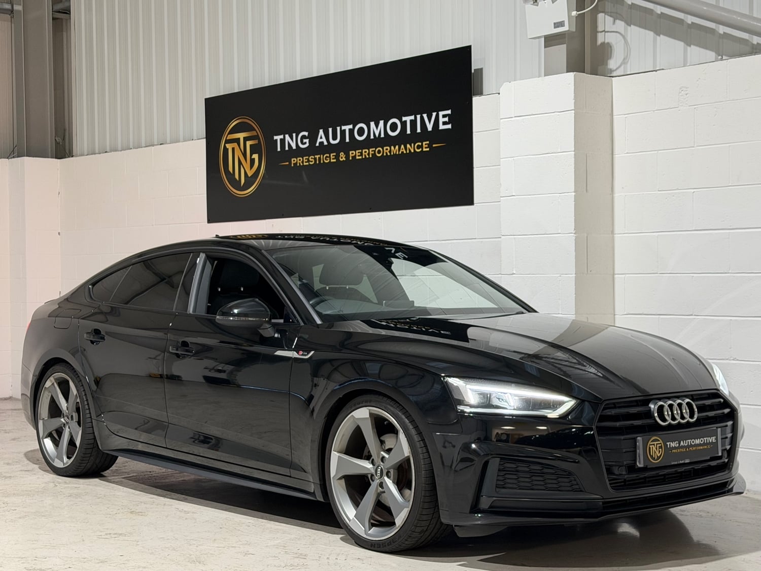 [ berth ]Audi A5