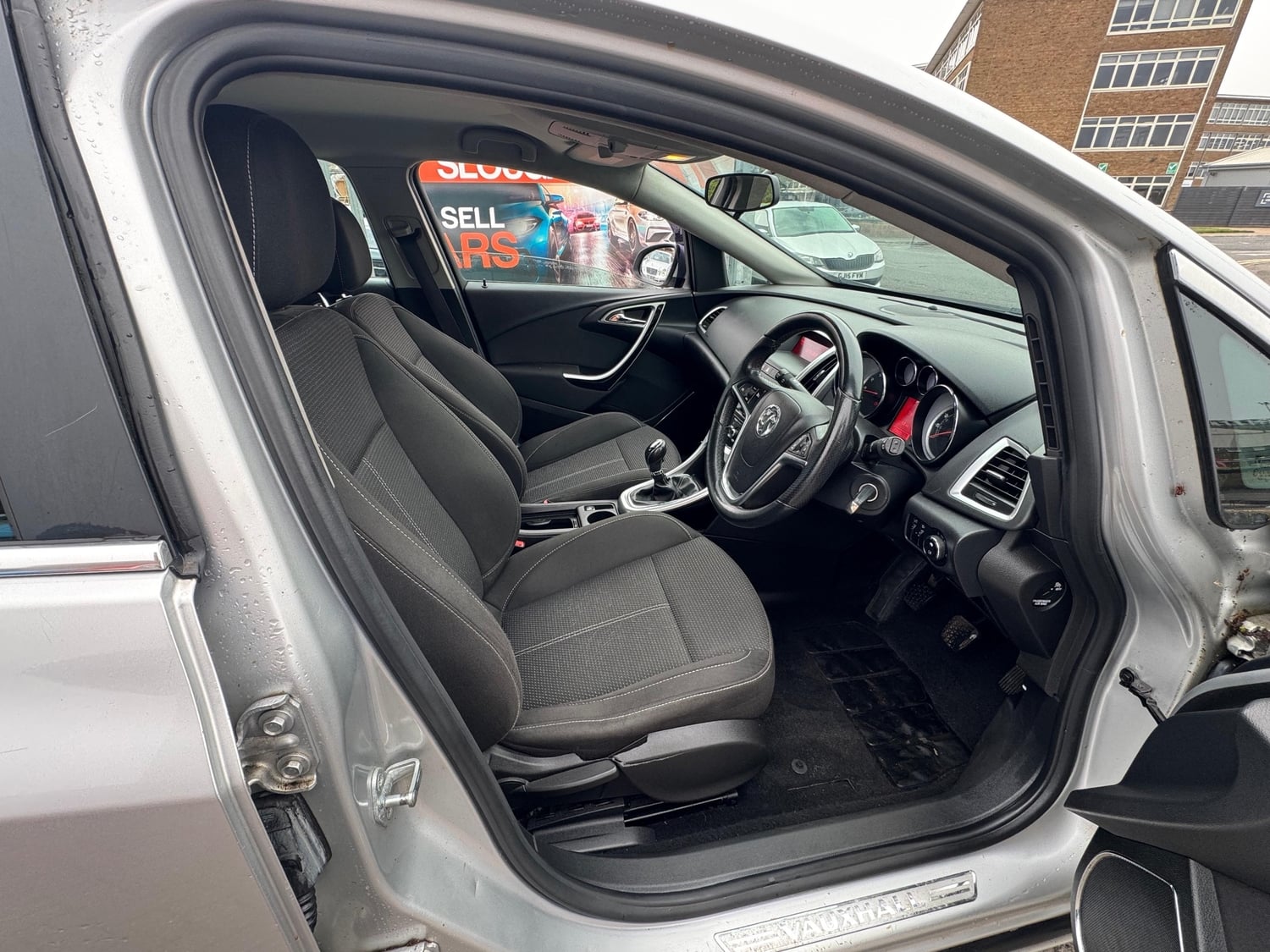 Vauxhall Astra 2010 - Cars in Slough
