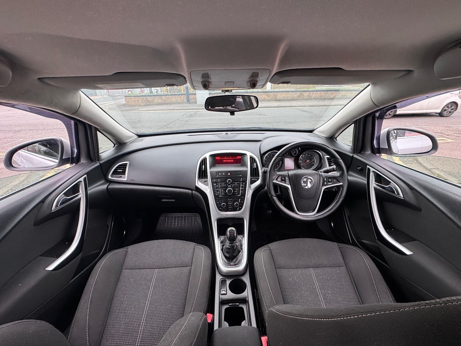 Vauxhall Astra 2010 - Cars