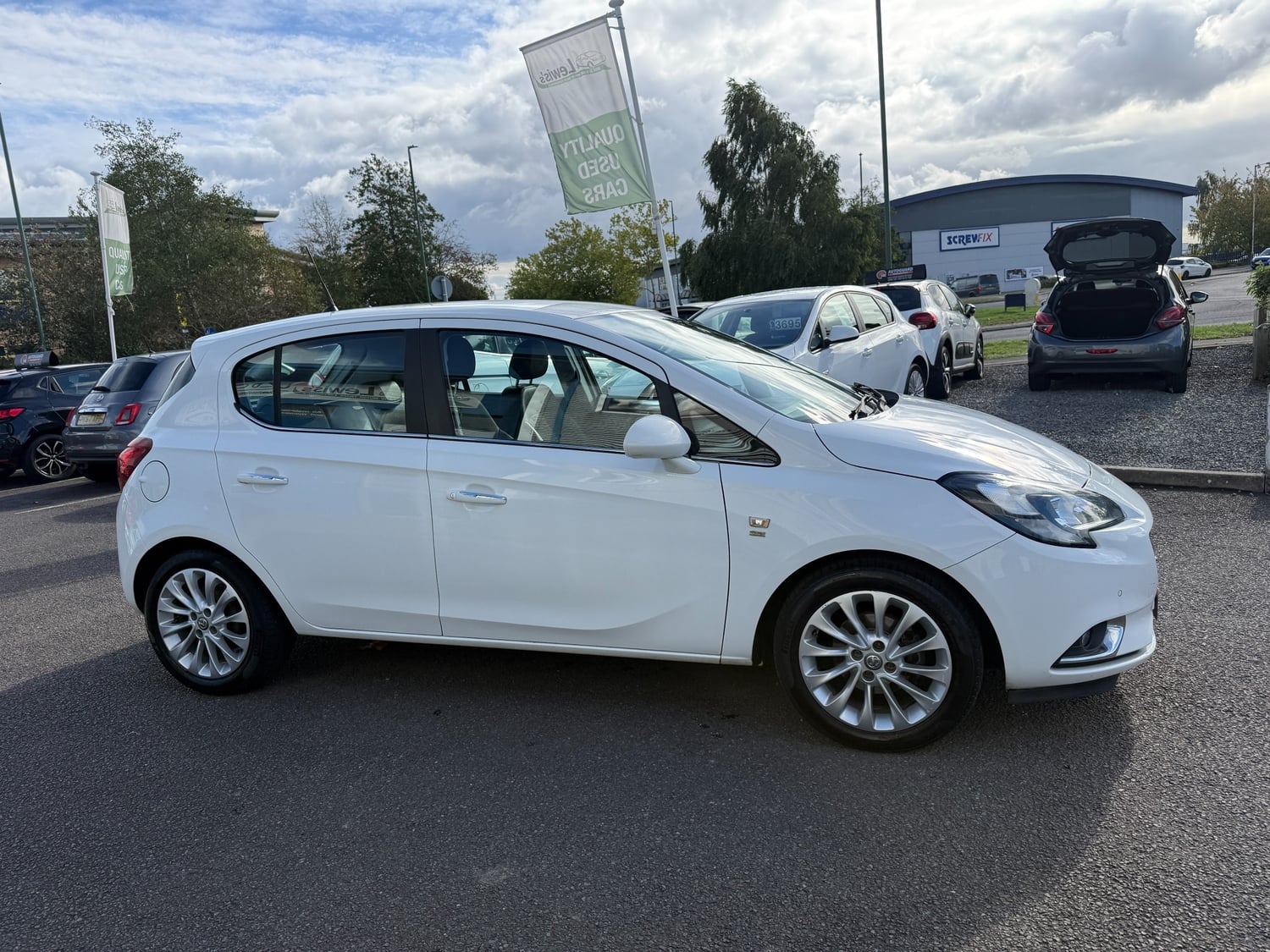 Vauxhall Corsa 2015 - Cars in Shrewsbury