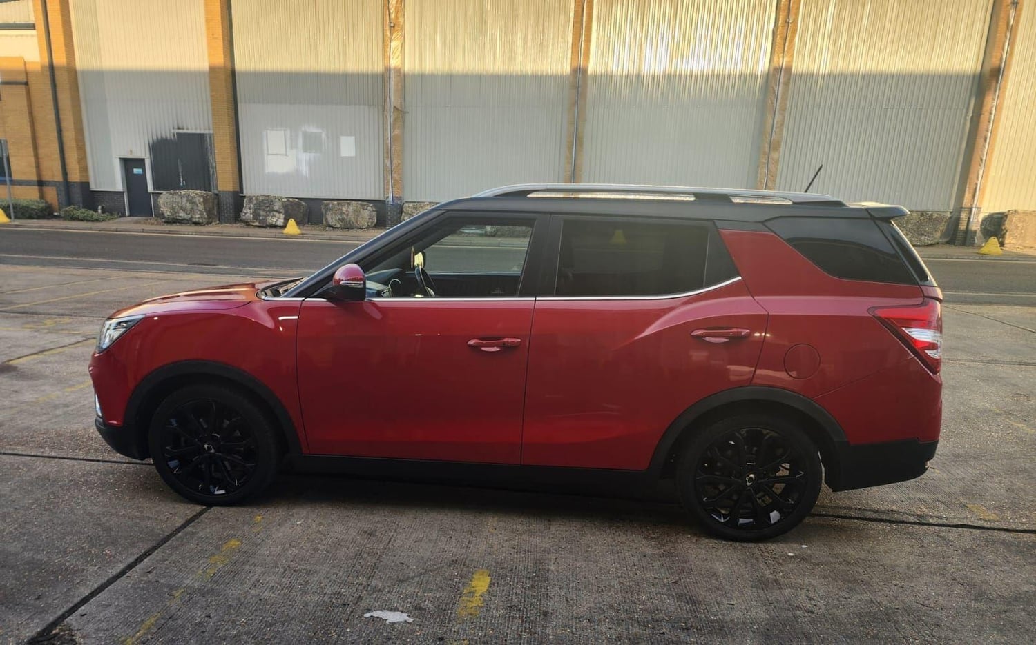 Ssangyong Tivoli 2018 - Cars