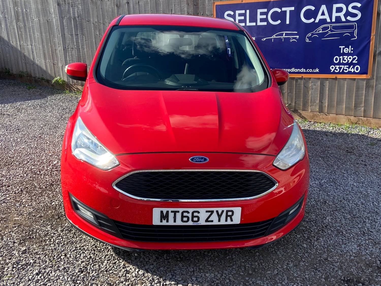 [ berth ]Ford C-MAX